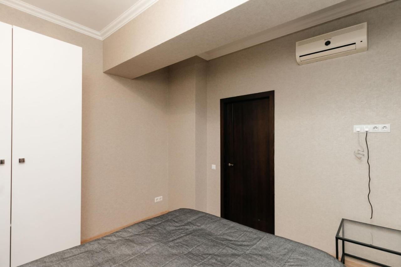 City Center Lev Tolstoi Residence Chisinau Ngoại thất bức ảnh
